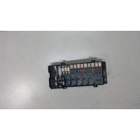 Блок предохранителей Land Rover Discovery 2 1998-2004 2001 YQE103800