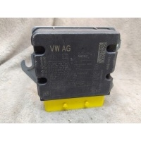 Audi q2 a3 5q0959655bd блок сенсор airbag