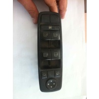 Блок управления стеклоподъемниками Mercedes ML W164 2005 A2518200110,A2518300090
