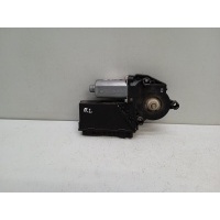 Моторчик стеклоочистителя передний Volkswagen Touareg 2003 7L0959701HZ97
