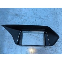 рамка монитора Mercedes-Benz E-Класс 2013 A2126801936