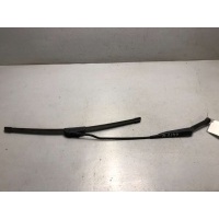 Щеткодержатель (поводок стеклоочистителя, дворник) Audi A4 B5 (S4,RS4) 1998 8D1955408