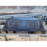 Щиток приборов (приборная панель) Volkswagen Caravelle 2012 7E0920880S