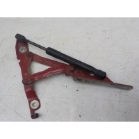 Петля крышки багажника Mazda 3 BK 2002-2009 BN8V52720C