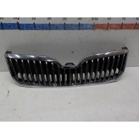 Решетка радиатора Skoda Superb 2008- 3T0853668B