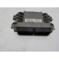 Блок управления двигателем Renault Symbol II 2008- 8200673240