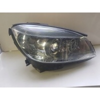 Фара , фара правая c класса w204 би ксенон