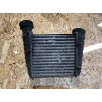 Интеркулер Volkswagen Passat 2002 3B0 145 806