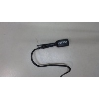 Замок ремня безопасности перед. правая Toyota Corolla Verso 2004-2007 2008 732300F010B0