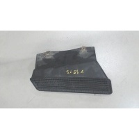 Патрубок корпуса воздушного фильтра Audi A6 (C5) 1997-2004 2002 4b0129617d