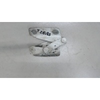 Петля капота правая Mercedes-Benz Sprinter 1996-2006 2001 A9017500451