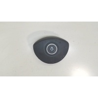 Подушка безопасности водителя Renault Clio 2009-2012 2010 8200677493