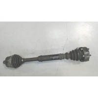 Полуось (приводной вал, шрус) перед. левая Volkswagen Passat 5 1996-2000 1998 8D0407451AX