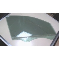 Стекло боковой двери перед. правая Volkswagen Touareg 2010-2014 2013 7P6845022B
