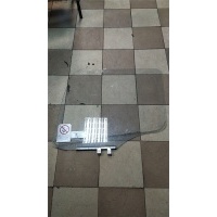 Стекло боковой двери перед. правая Mercedes-Benz Atego 2 2004- 2006 A9737200218
