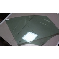 Стекло боковой двери перед. правая Renault Modus 2006 8200858558