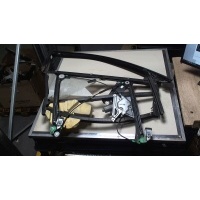 Стеклоподъемник электрический Audi A4 (B5) 1994-2000 1999 8D0837462