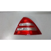 Фонарь (задний) правая Mercedes-Benz C-Class W203 2000-2007 2001 A2038200264