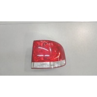 Фонарь (задний) правая Volkswagen Touareg 2002-2007 2003 7L6945096K