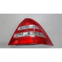 Фонарь (задний) правая Mercedes-Benz C-Class W203 2000-2007 2003 A2038200264