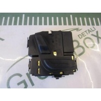 Блок управления сиденьем Mercedes C W204 2009 A2048701758