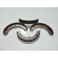 Колодки стояночного тормоза Mercedes-Benz Sprinter W906 KT091556, A9064200320