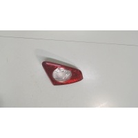 Фонарь крышки багажника правая Toyota Corolla E15 2006-2013 2007 8158112110