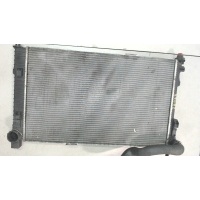 Радиатор охлаждения двигателя Mercedes-Benz C-Class W203 2000-2007 2005 A2035002303