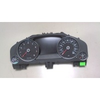 Щиток приборов (приборная панель) Volkswagen Touareg 2010-2014 2013 7P6920981E