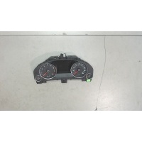 Щиток приборов (приборная панель) Volkswagen Touareg 2010-2014 2010 7P6920980M