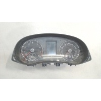 Щиток приборов (приборная панель) Volkswagen Passat 7 2010-2015 2013 561920960C