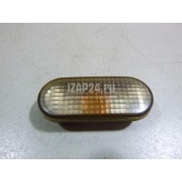 Повторитель на крыло белый VAG Galaxy (1995 - 2006) 3A0949117B