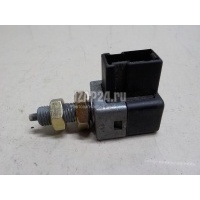 Датчик включения стопсигнала Hyundai-Kia Matrix (2001 - 2010) 9381038000