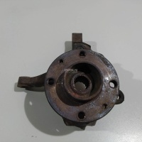 Кулак поворотный передний правый Renault Megane I (1999 - 2004) 8200150223