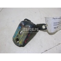 Петля двери Nissan Almera Classic (B10) (2006 - 2013) 8240095F0E