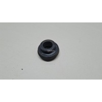 Втулка (кузов внутри) Mitsubishi Pajero/Montero Sport (K9) (1997 - 2008) MR267958
