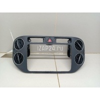 Рамка магнитолы VAG Golf Plus (2005 - 2014) 5M0858069NVAL