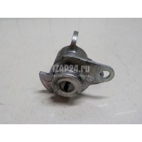 Вставка замка двери прав. Suzuki Liana (2001 - 2007) 8227054840