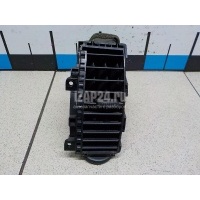 Дефлектор воздушный Nissan Note (E11) (2006 - 2013) 687509U00B