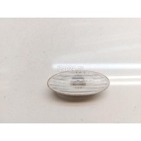 Повторитель на крыло белый Nissan Note (E11) (2006 - 2013) 2616089900