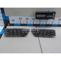 Решетка радиатора Renault Scenic II (2003 - 2009) 7701474779