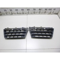 Решетка радиатора Renault Scenic II (2003 - 2009) 7701474779