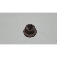 Гайка Toyota Land Cruiser (200) 2008 9017914063