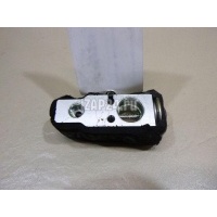 Клапан кондиционера Mitsubishi Pajero/Montero III (V6, V7) (2000 - 2006) MR500662