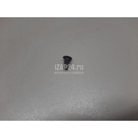 Крепеж (клоп) VAG Fabia (1999 - 2007) 811807577C