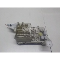 Блок предохранителей Toyota Corolla E12 (2001 - 2007) 8273012160