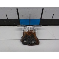 Петля двери задней правой верхняя Nissan King Cab D22 (1998 - 2012) 824003S300