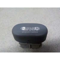 Кнопка центрального замка Renault Clio II/Symbol (1998 - 2008) 8200038167