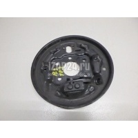 Щит опорный задний правый Honda Jazz (2002 - 2008) 43110SAA004