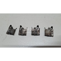 Установочный к-кт передних колодок Toyota RAV 4 (2006 - 2013) 0494742050